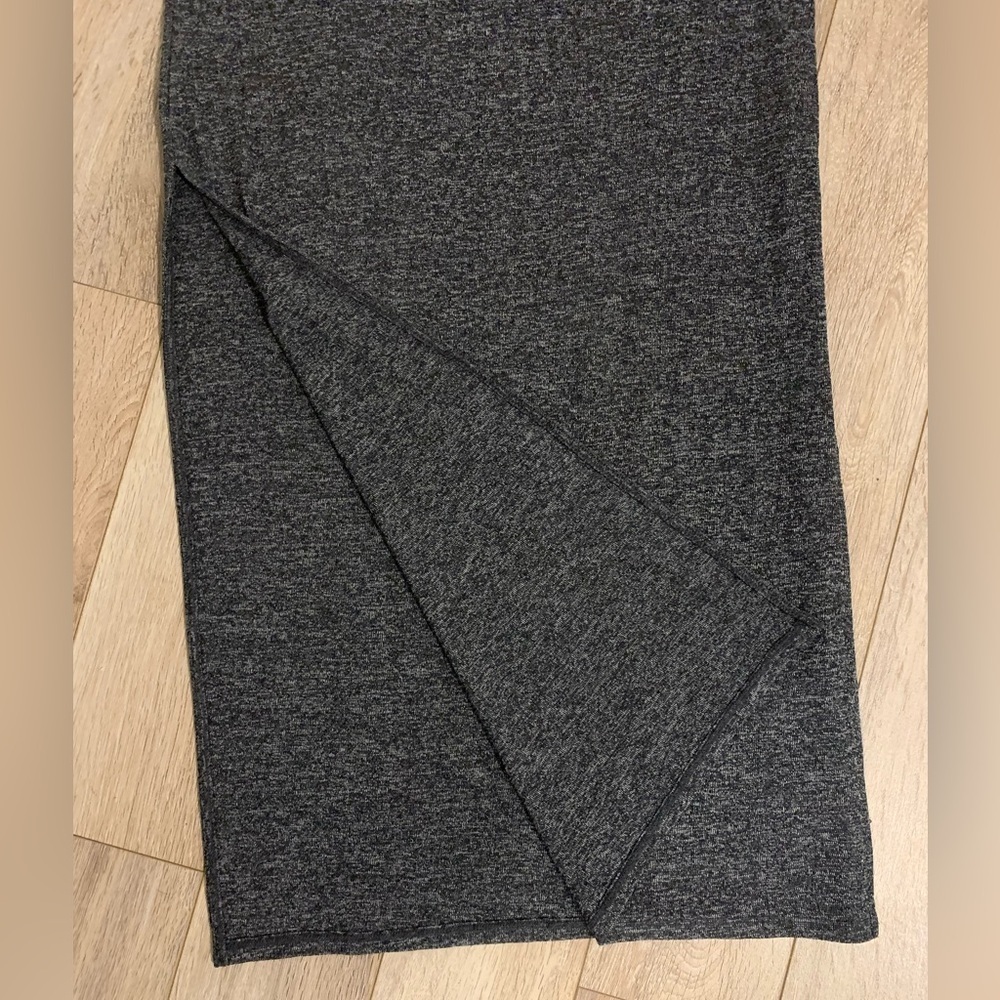 ARITZIA Babaton Gray Maxi Pencil Skirt with Slit size xs - Picture 3 of 9